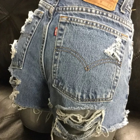 Vintage destressed Levi 501s worn once - Picture 2 of 4